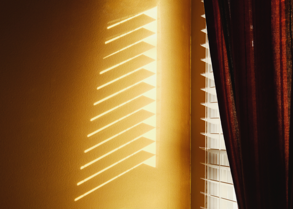 Block the light